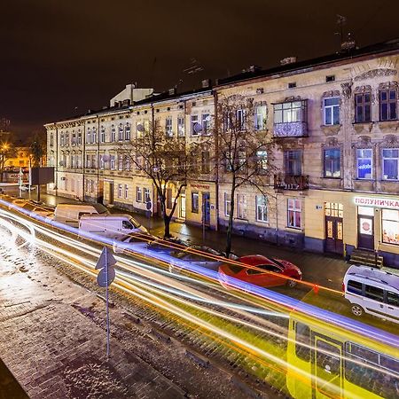 Apartments Alfa Tsekhova 1 Lviv Dış mekan fotoğraf