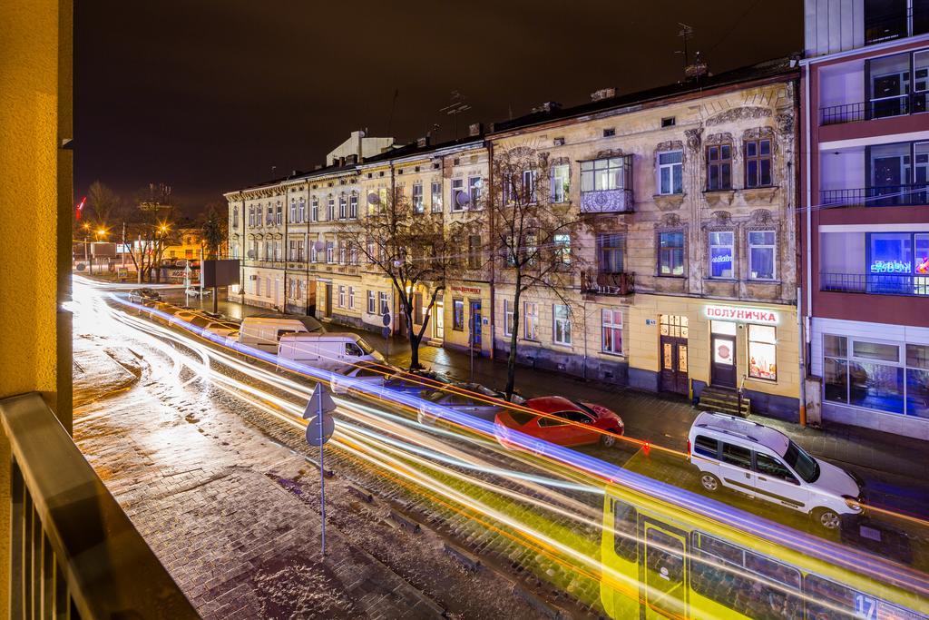 Apartments Alfa Tsekhova 1 Lviv Dış mekan fotoğraf