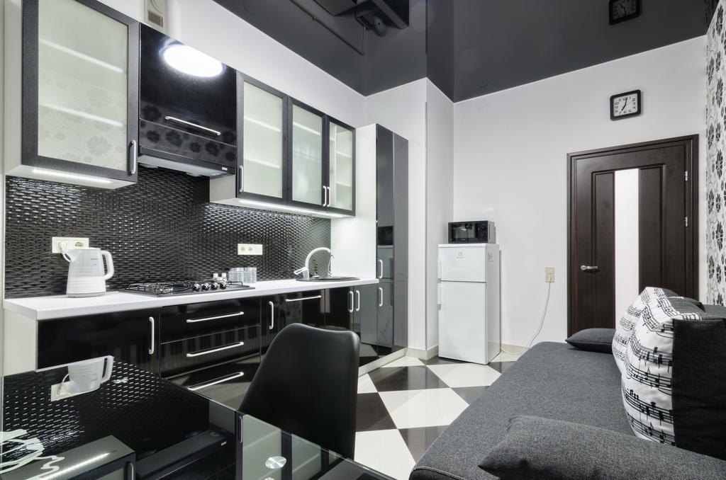 Apartments Alfa Tsekhova 1 Lviv Dış mekan fotoğraf